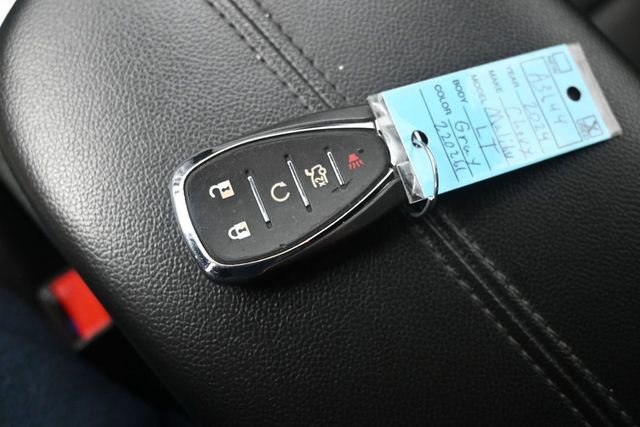 Used 2024 Chevrolet Malibu LT FWD image 15