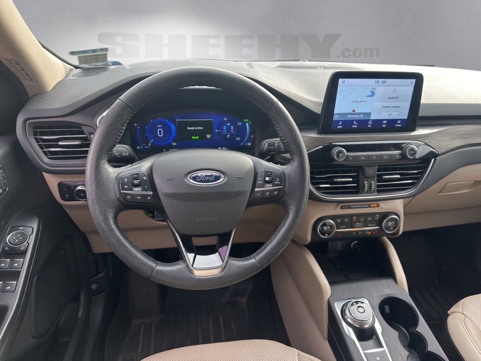 Certified 2020 Ford Escape Titanium image 3