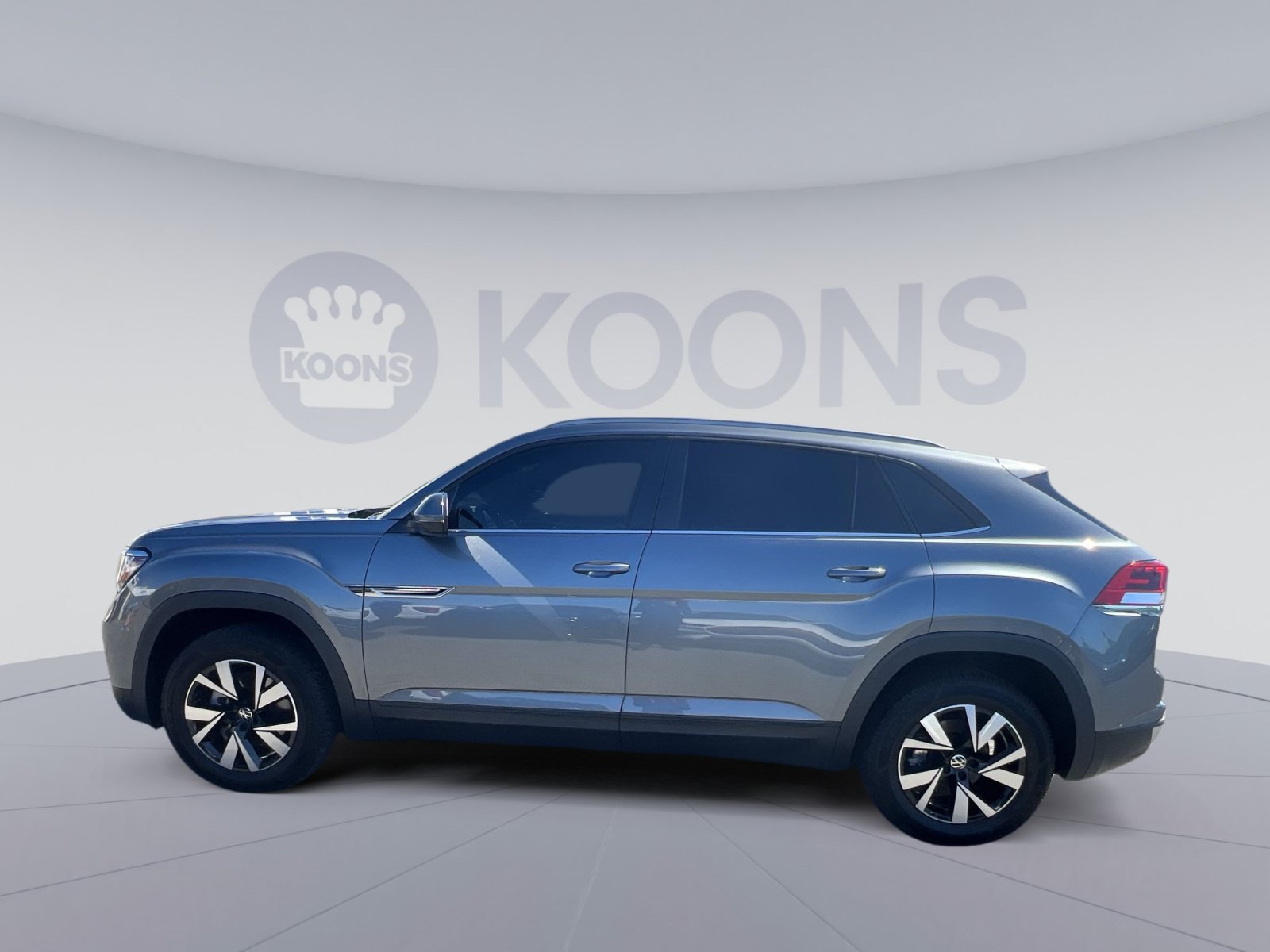 Used 2022 Volkswagen Atlas Cross Sport SE AWD/4WD image 13
