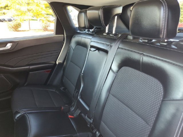 Certified 2023 Ford Escape SE FWD image 30