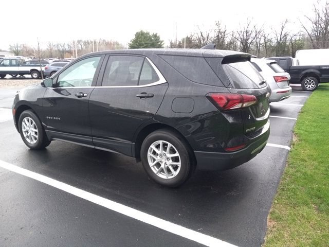 Used 2023 Chevrolet Equinox LT w/ Driver Convenience Package AWD/4WD image 13
