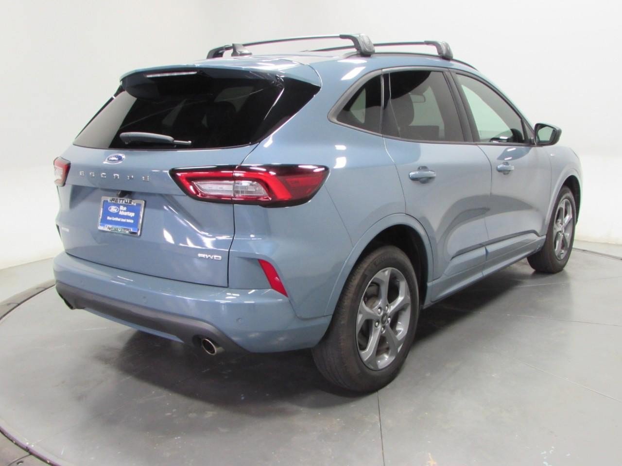 Certified 2023 Ford Escape ST-Line w/ Tech Pack #1 AWD/4WD image 7