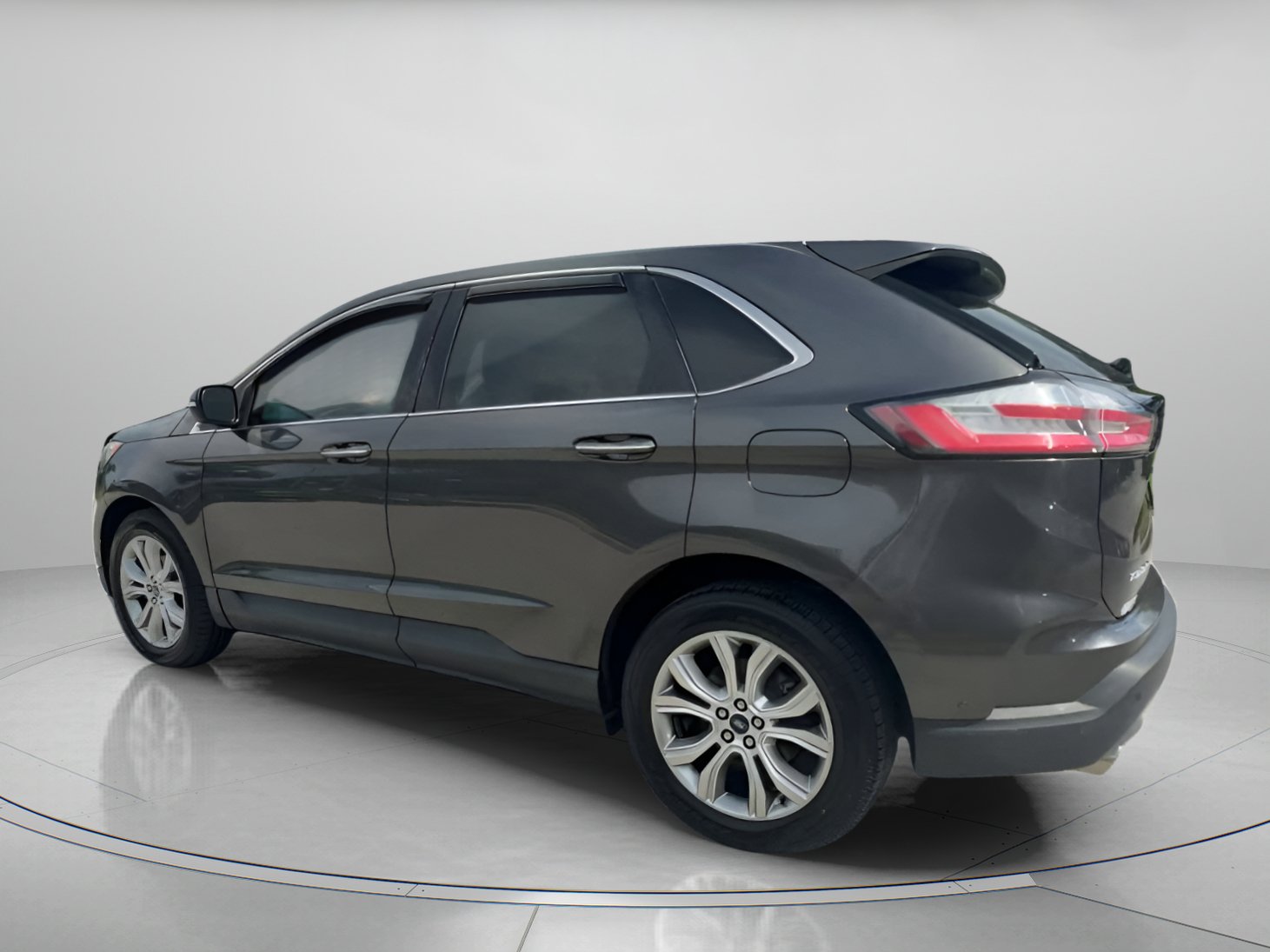 Certified 2019 Ford Edge Titanium w/ Equipment Group 301A FWD image 22