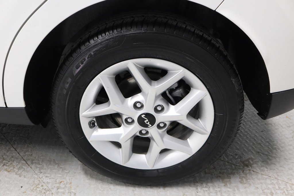 Used 2024 Kia Soul LX w/ Option Group 015 image 18