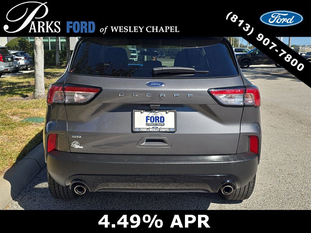 Certified 2022 Ford Escape SE w/ SE Sport Appearance Package image 4