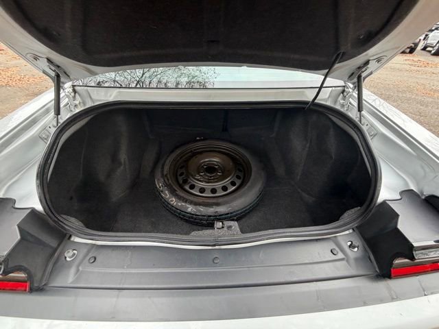 Used 2019 Dodge Challenger SXT w/ Blacktop Package image 18