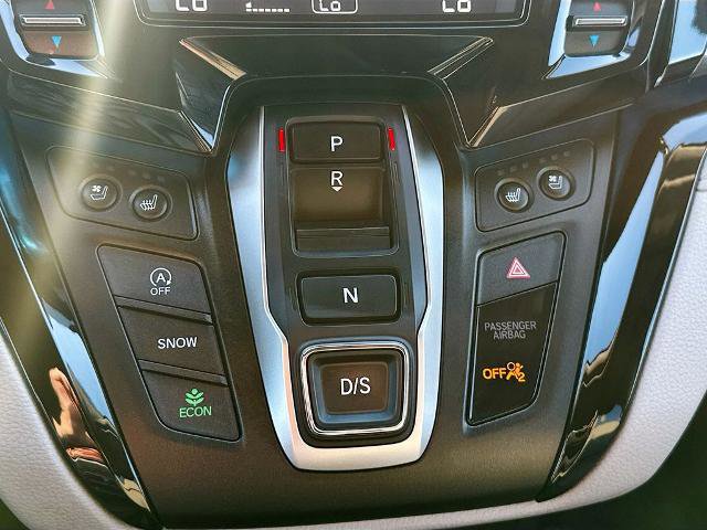 Used 2023 Honda Odyssey Elite image 15