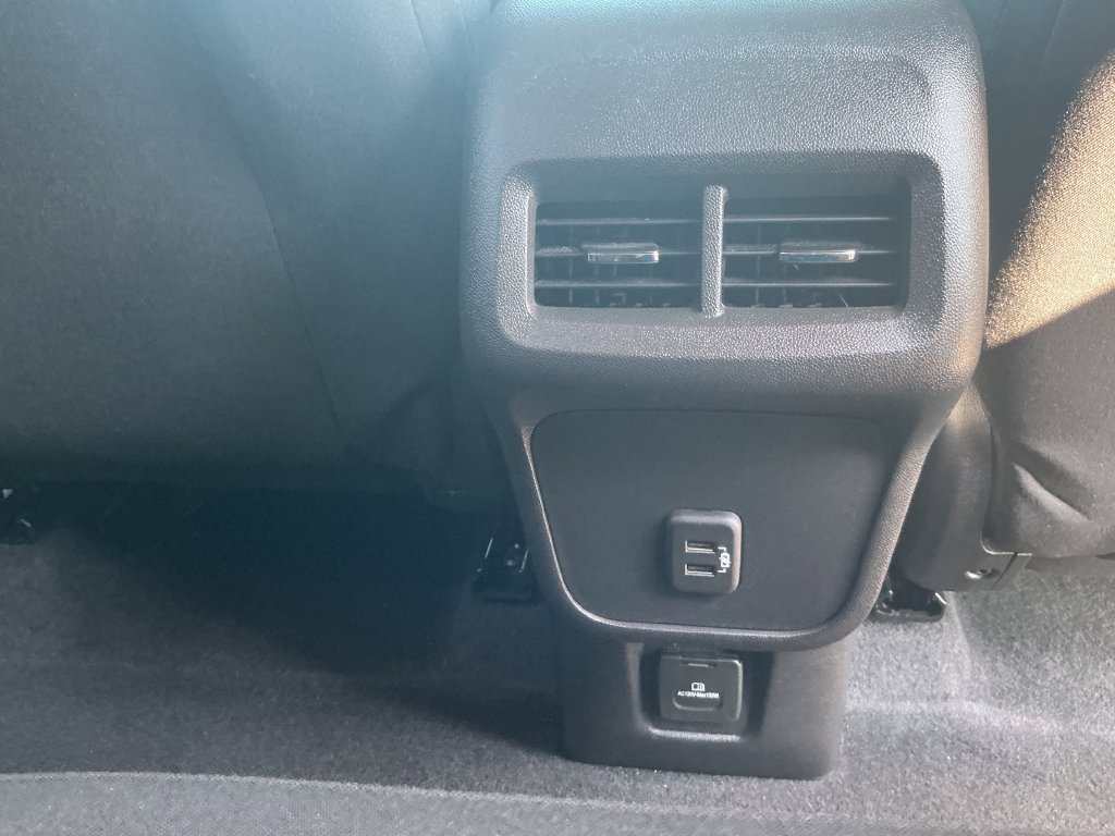 Used 2022 Chevrolet Equinox LT FWD image 26