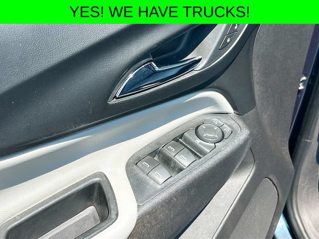 Used 2018 Chevrolet Equinox LS AWD/4WD image 24