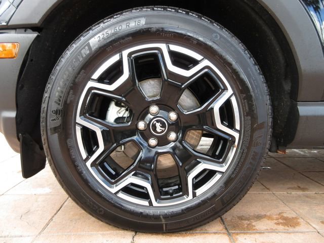 Certified 2025 Ford Bronco Sport Outer Banks w/ Outer Banks Tech Package+ image 9