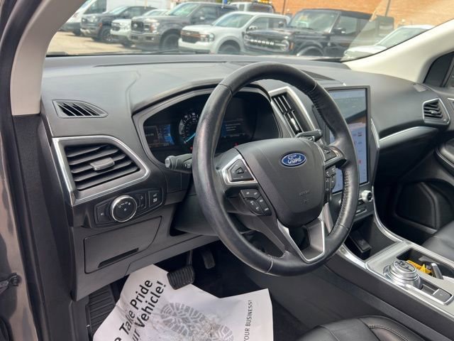 Certified 2022 Ford Edge Titanium w/ Class II Trailer Tow Package AWD/4WD image 8