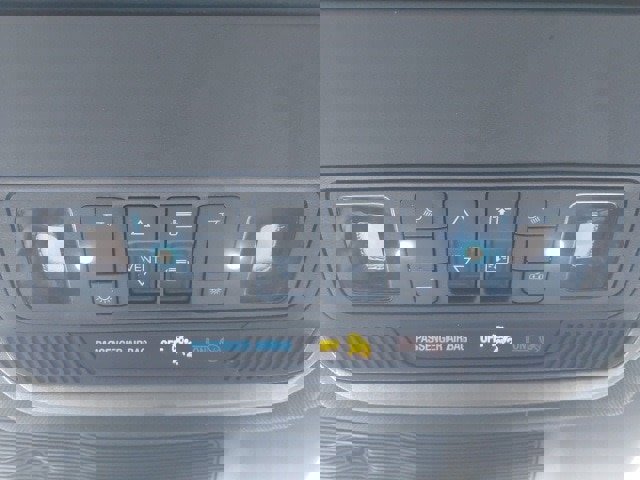 Certified 2021 Ford Explorer Platinum w/ Equipment Group 601A image 23