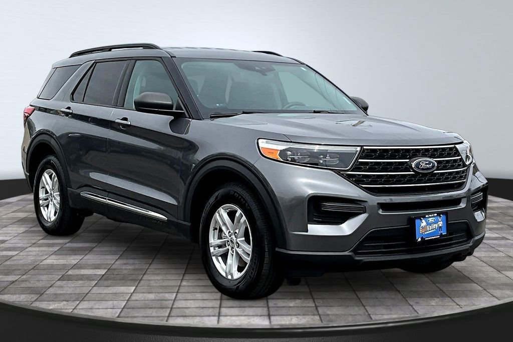 Certified 2022 Ford Explorer XLT AWD/4WD image 1