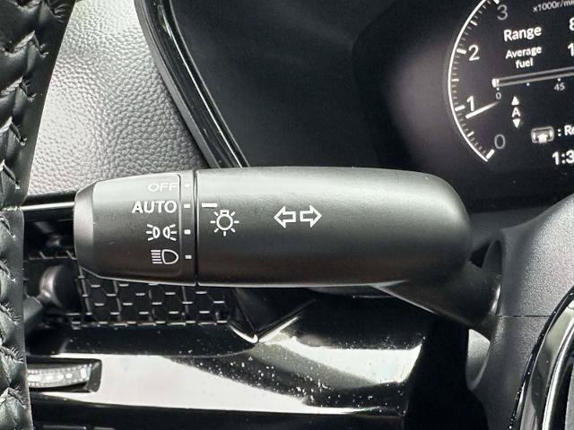 Used 2025 Honda CR-V EX-L image 32