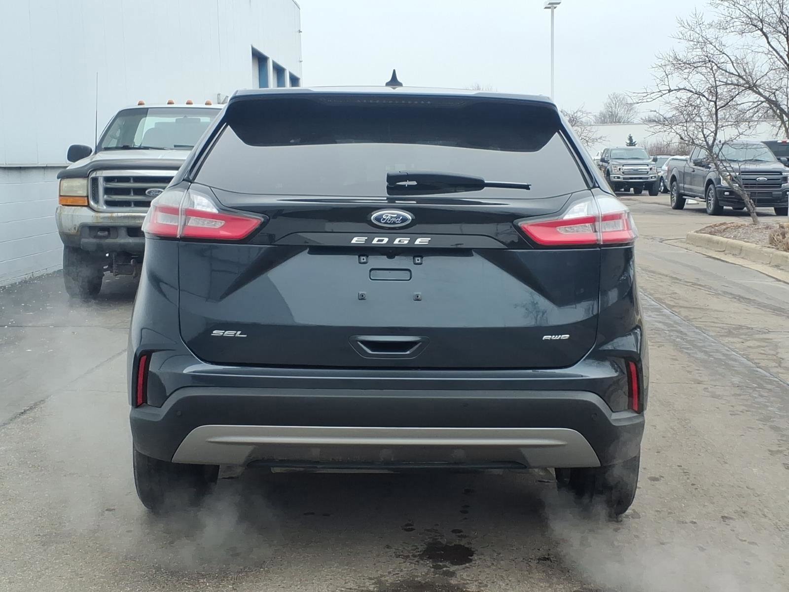 Certified 2023 Ford Edge SEL w/ Convenience Package image 3