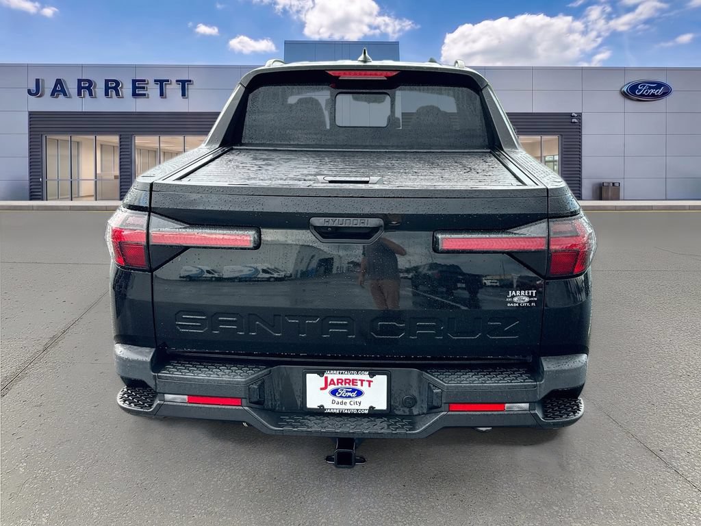 Used 2022 Hyundai Santa Cruz SEL w/ Activity Package FWD image 6