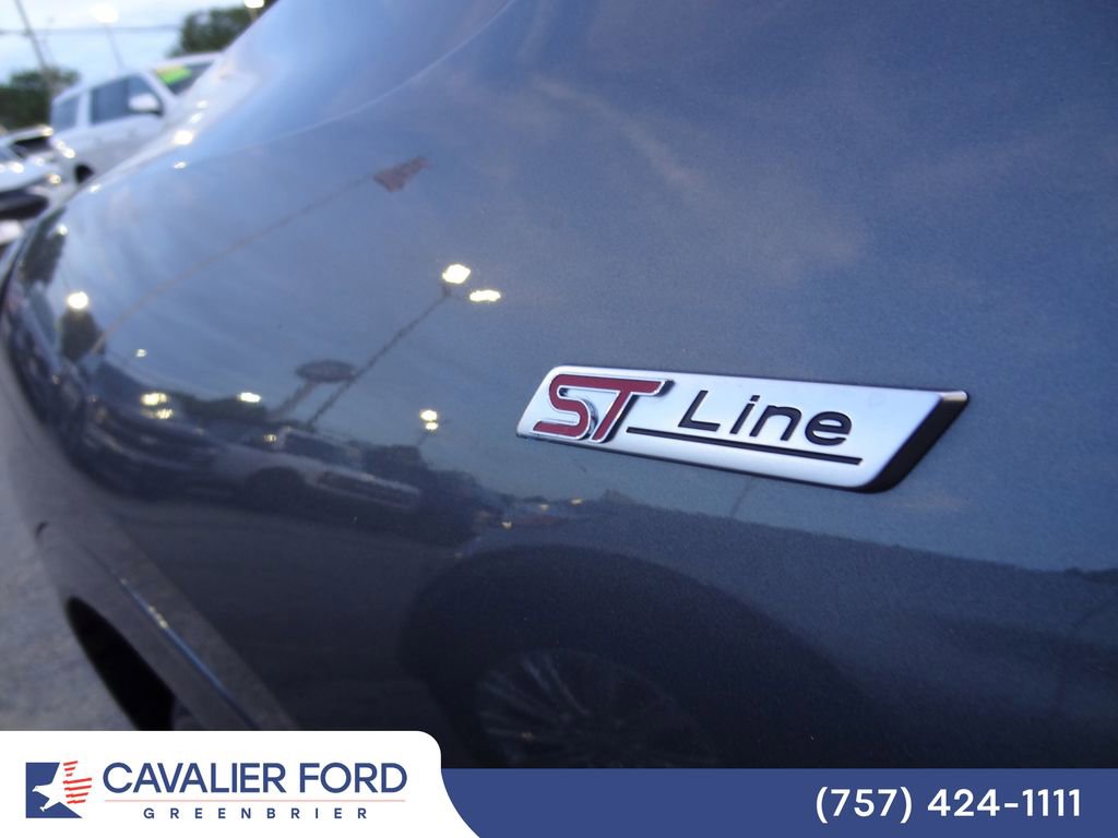 Certified 2023 Ford Escape ST-Line Select w/ Tech Pack #2 AWD/4WD image 12