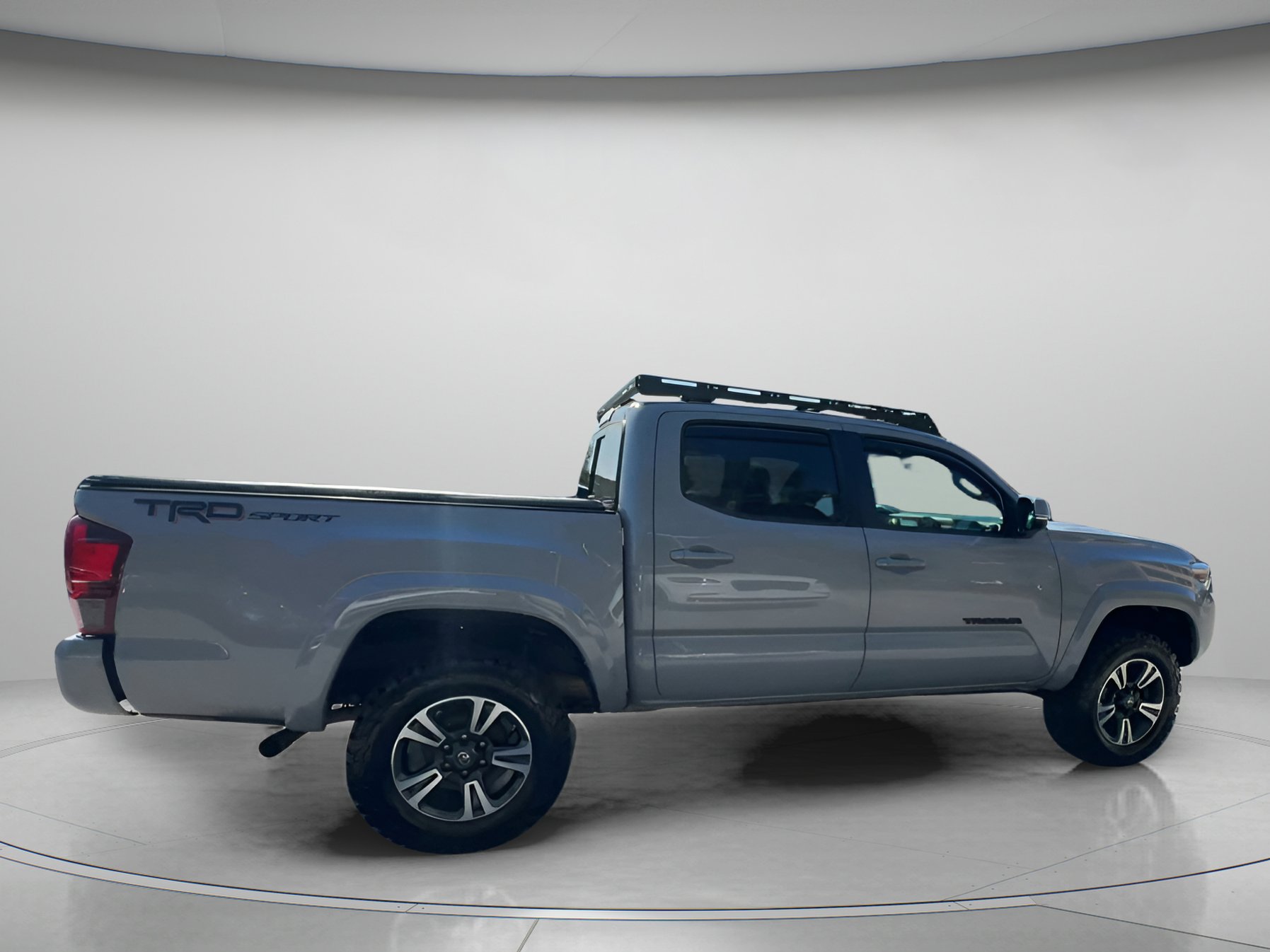 Used 2019 Toyota Tacoma TRD Sport image 30