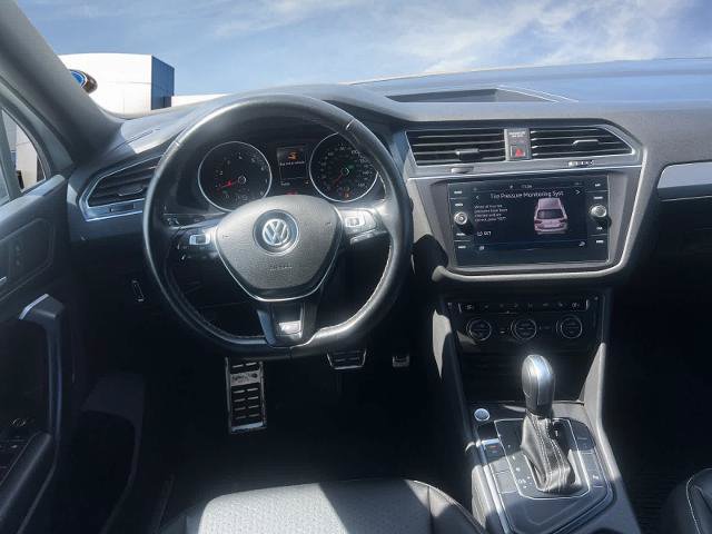 Used 2021 Volkswagen Tiguan SE R-Line FWD image 15