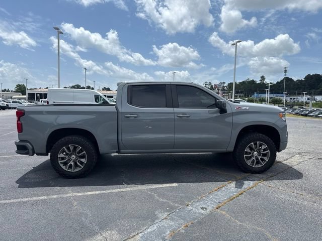 Used 2024 Chevrolet Silverado 1500 RST AWD/4WD image 2