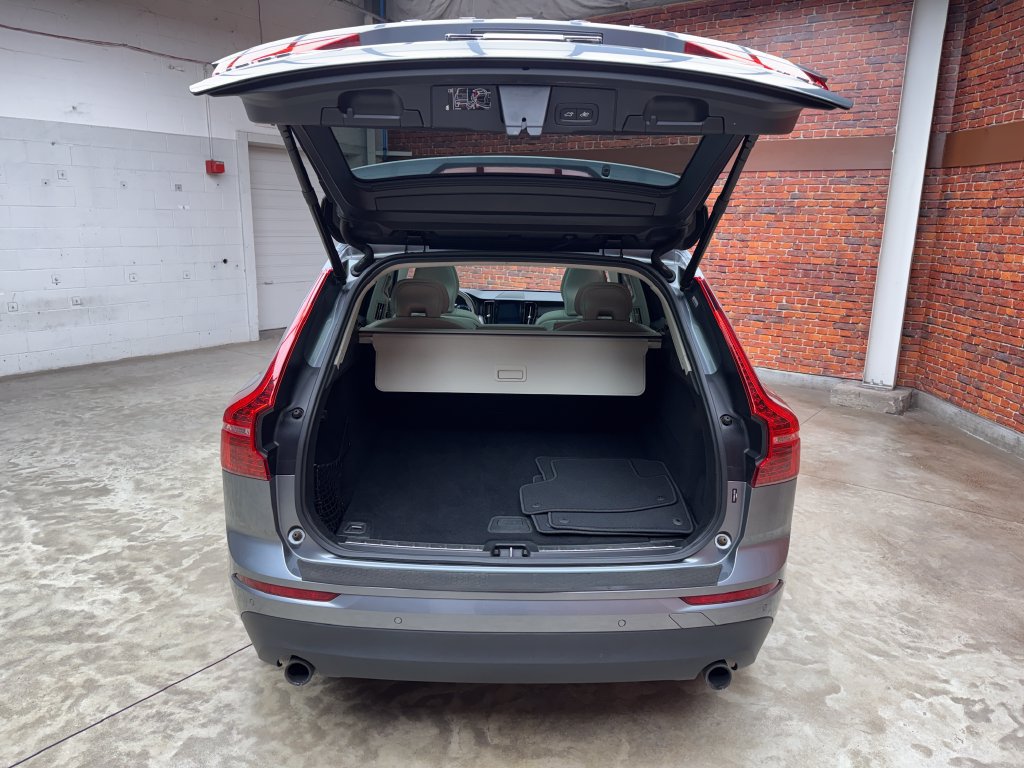 Used 2020 Volvo XC60 T5 Momentum AWD/4WD image 26