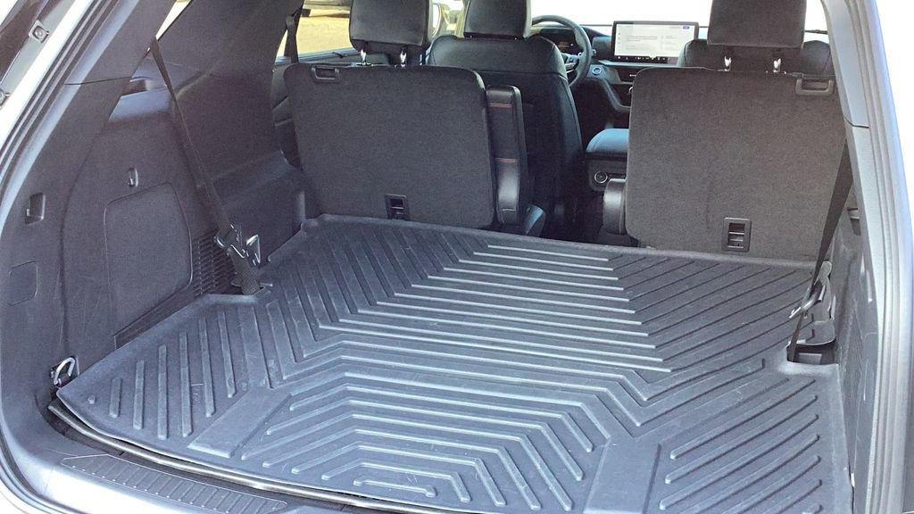 Certified 2025 Ford Explorer ST image 13