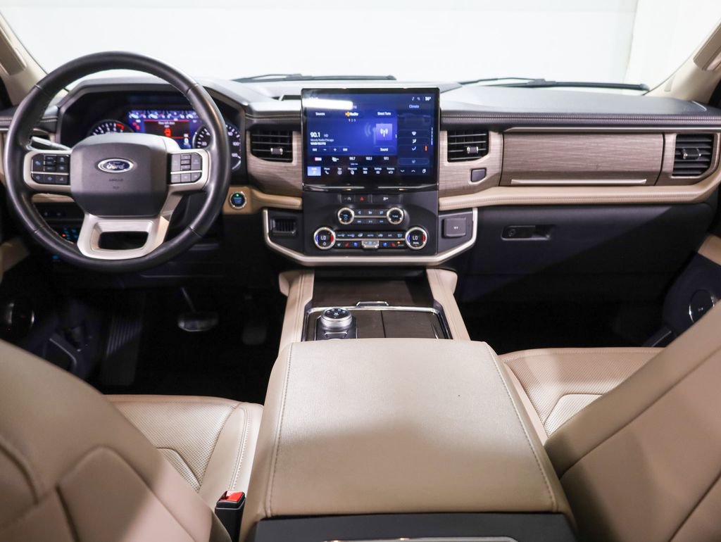 Certified 2024 Ford Expedition Limited image 24