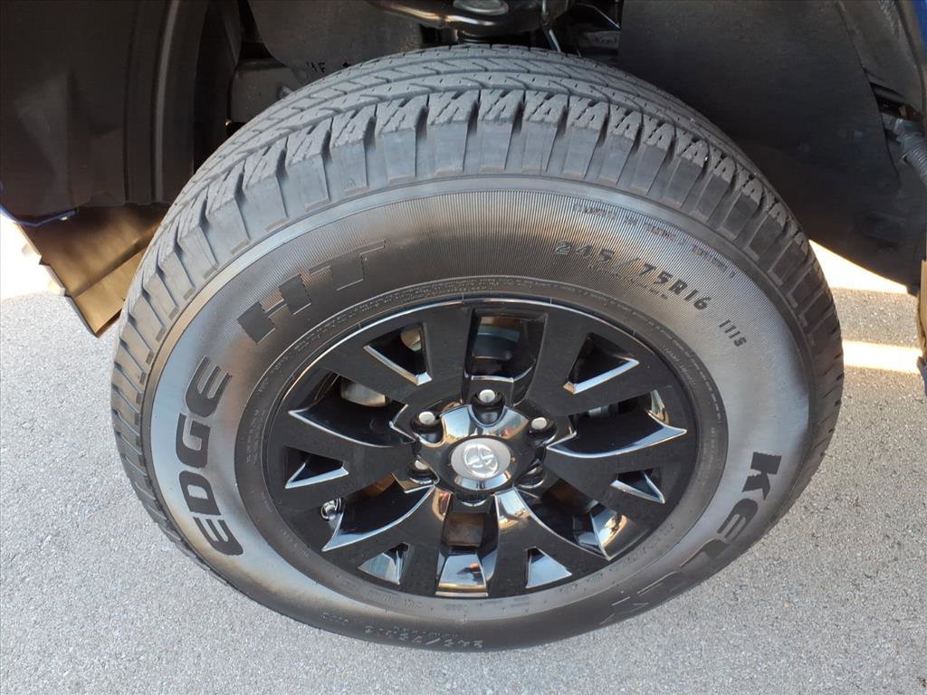 Used 2018 Toyota Tacoma SR5 image 9