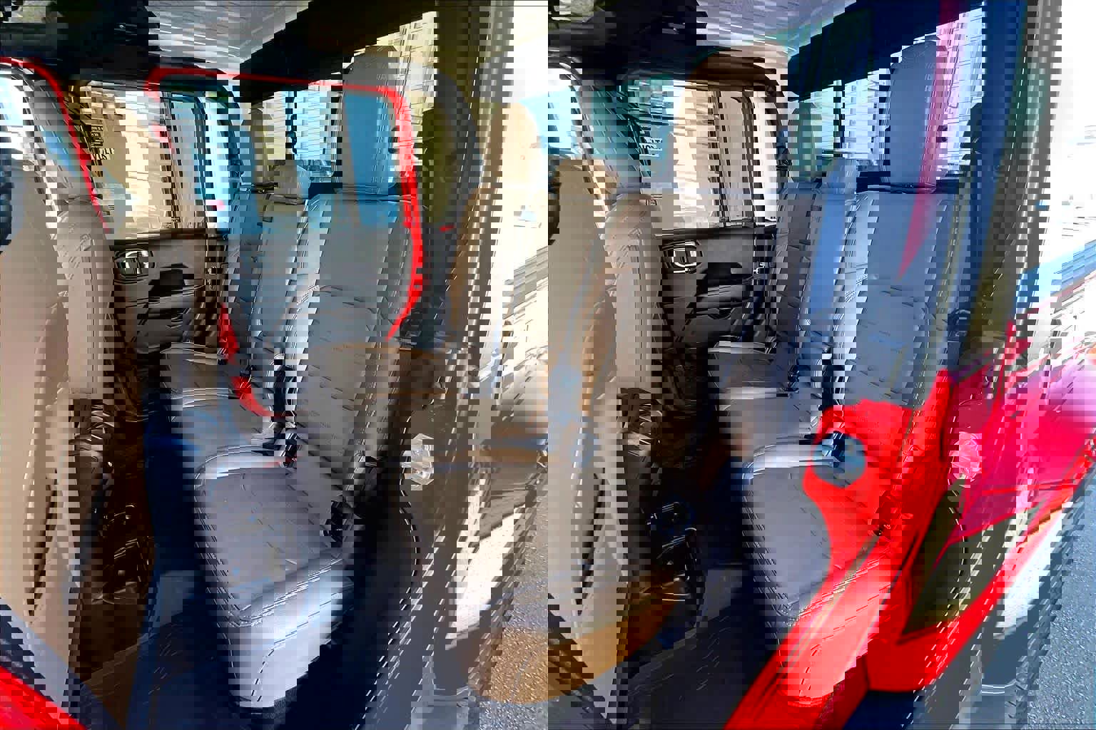 Used 2020 Jeep Gladiator Overland image 25