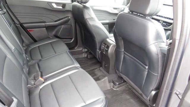 Certified 2023 Ford Escape Platinum image 17