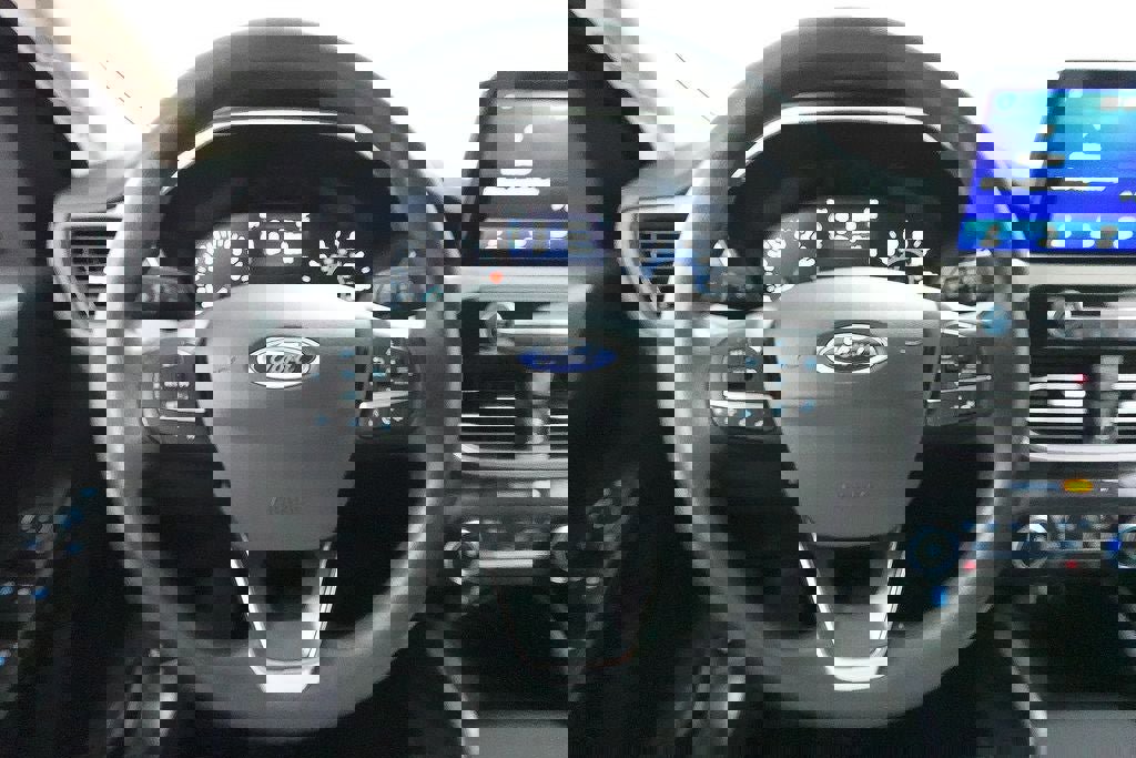 Certified 2020 Ford Escape SE image 11