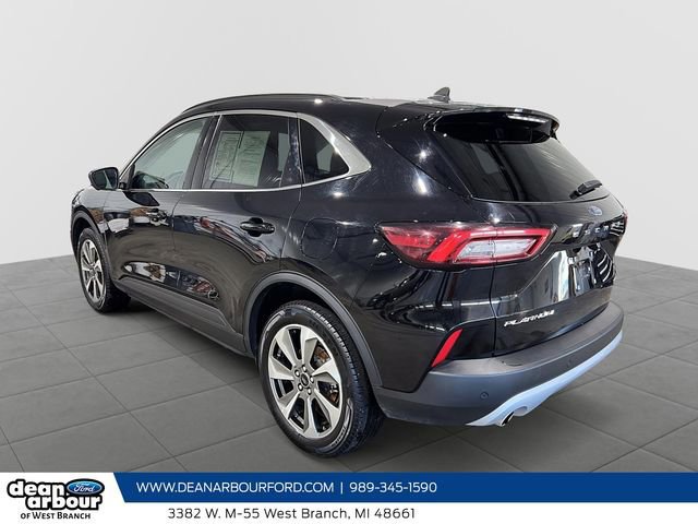 Certified 2024 Ford Escape Platinum AWD/4WD image 3