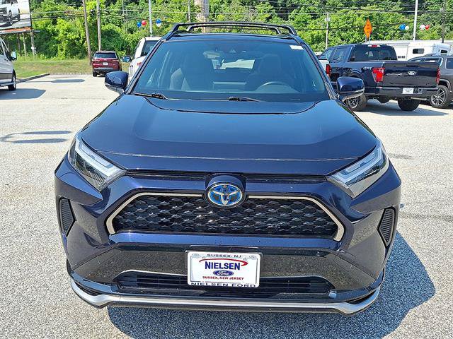 Used 2022 Toyota RAV4 SE w/ Weather & Moonroof Package AWD/4WD image 29