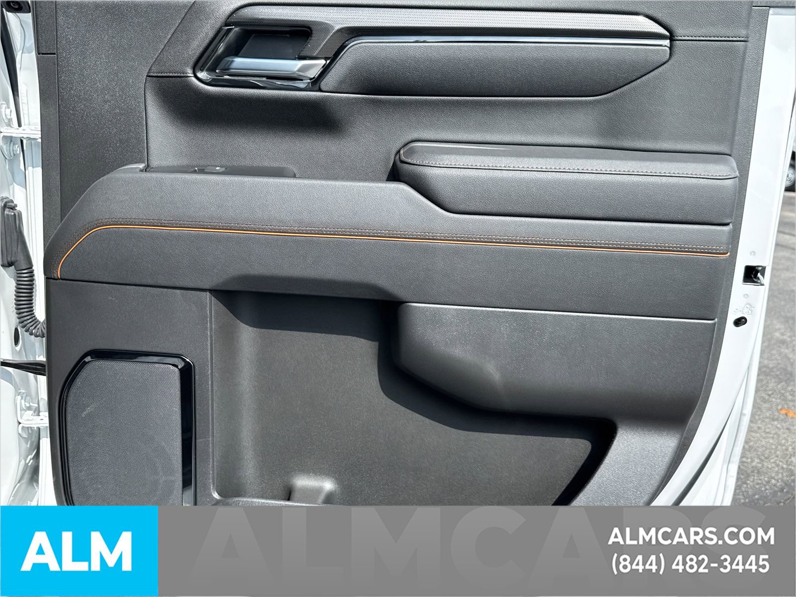 Used 2025 GMC Sierra 1500 AT4 w/ Technology Package image 21