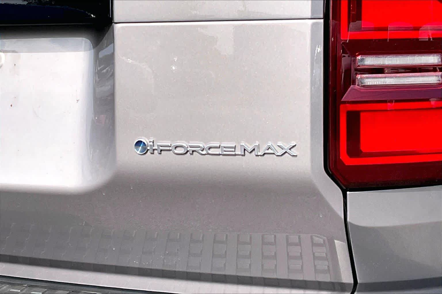Used 2025 Toyota Land Cruiser w/ Premium Package AWD/4WD image 30