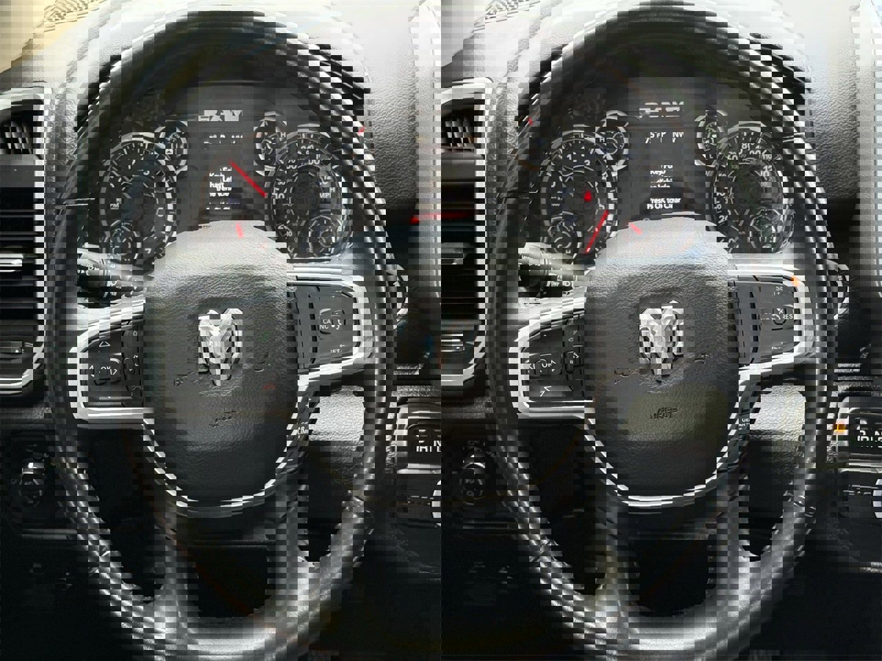 Used 2020 RAM 1500 Lone Star image 12