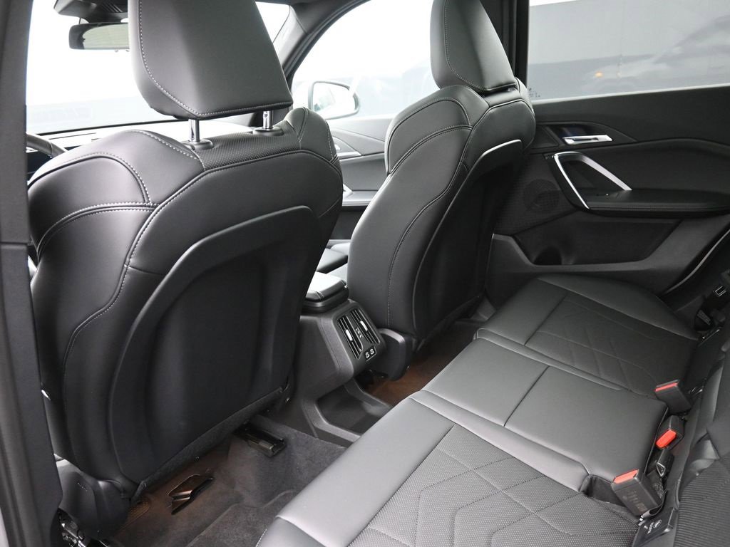 Used 2025 BMW X1 xDrive28i w/ M Sport Package image 25