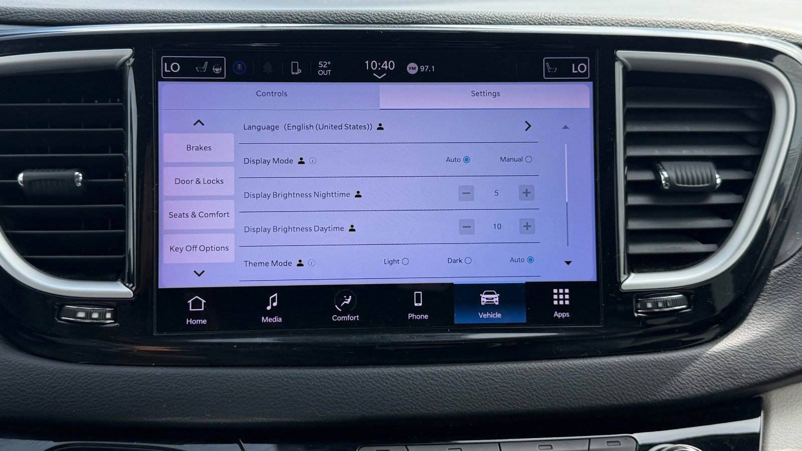 Used 2022 Chrysler Pacifica Touring-L FWD image 29