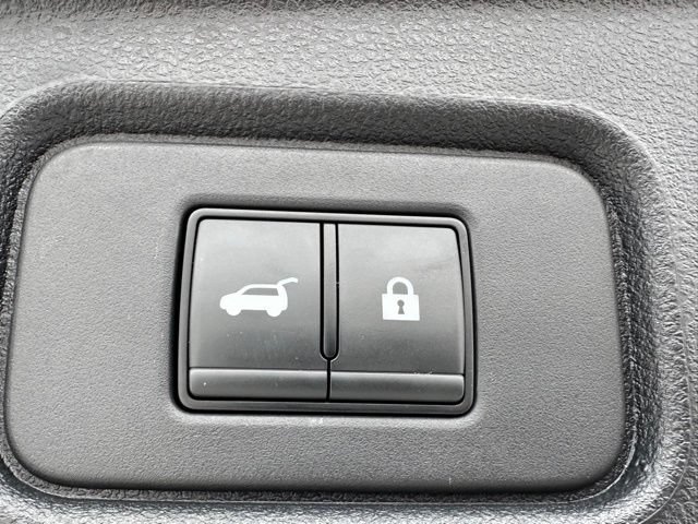 Used 2024 Nissan Pathfinder Platinum w/ Lighting Package (N92) FWD image 14