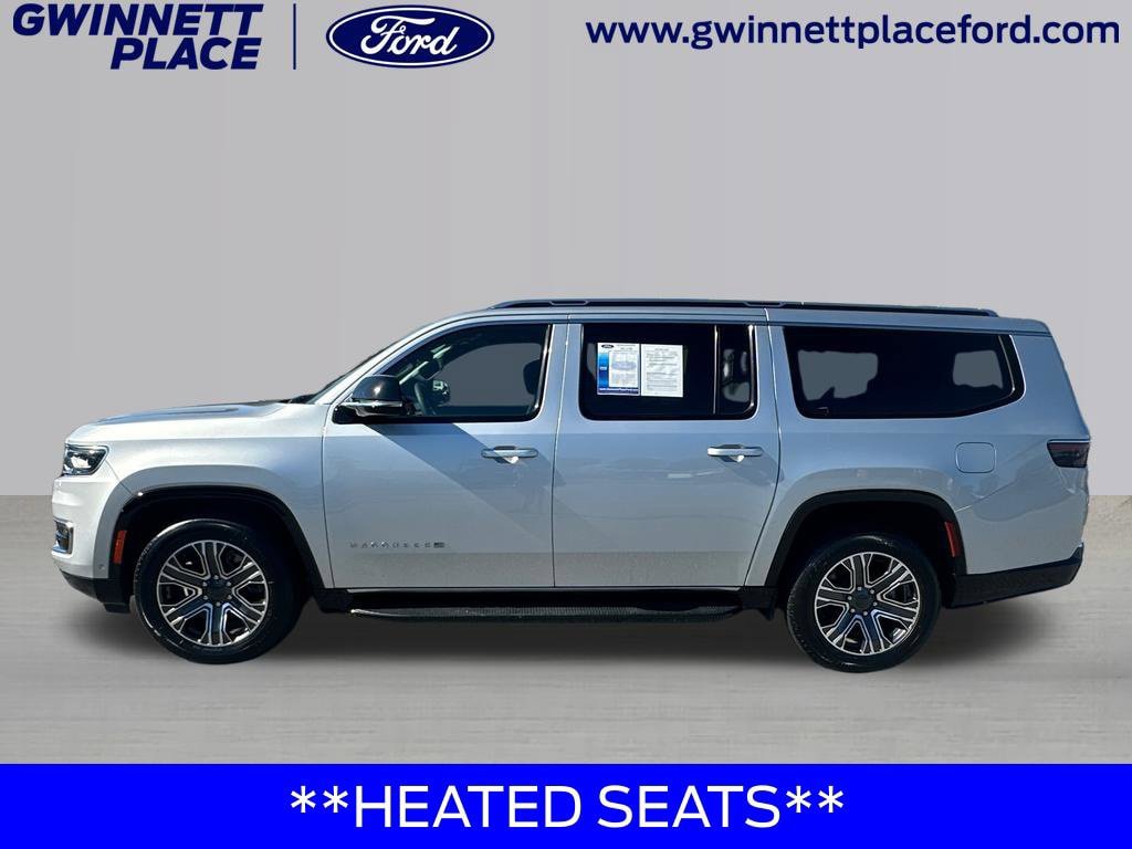 Used 2024 Jeep Wagoneer L Series II w/ Flexible Seating Group RWD image 9