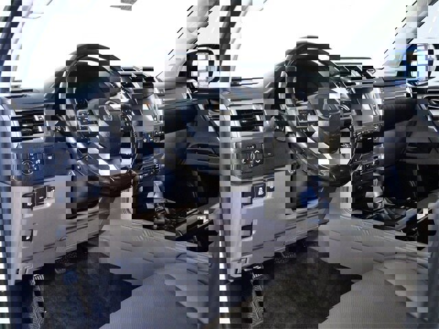 Used 2021 Lexus GX 460 Premium w/ Premium Package image 16