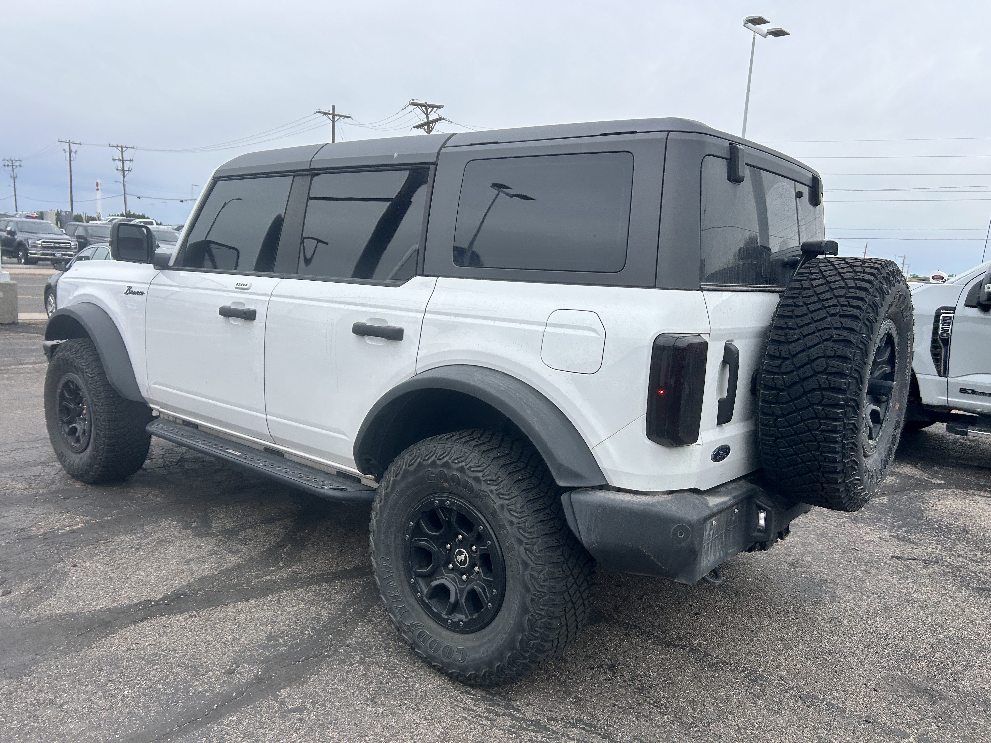 Certified 2023 Ford Bronco Wildtrak AWD/4WD image 4