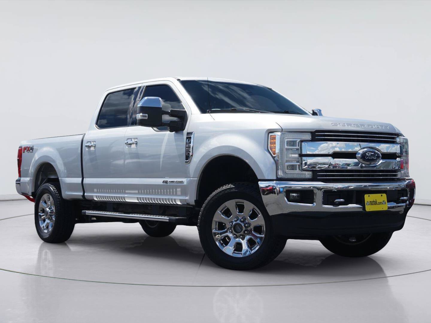 Certified 2018 Ford F250 Lariat w/ Lariat Ultimate Package AWD/4WD image 2