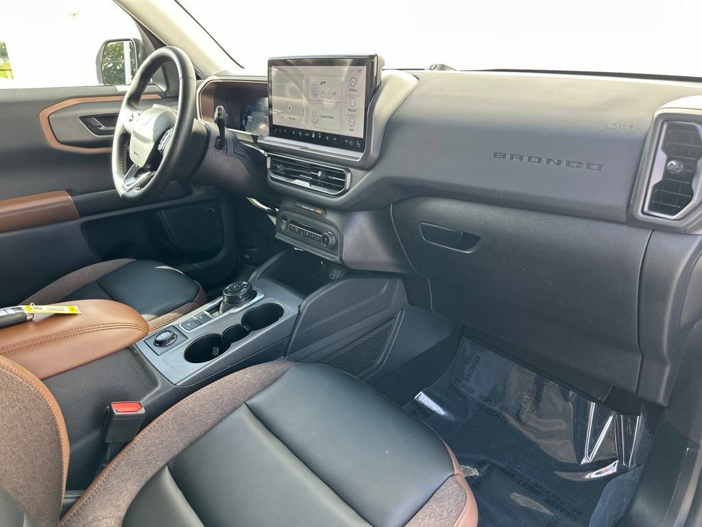 Certified 2025 Ford Bronco Sport Outer Banks w/ Outer Banks Tech Package+ AWD/4WD image 33