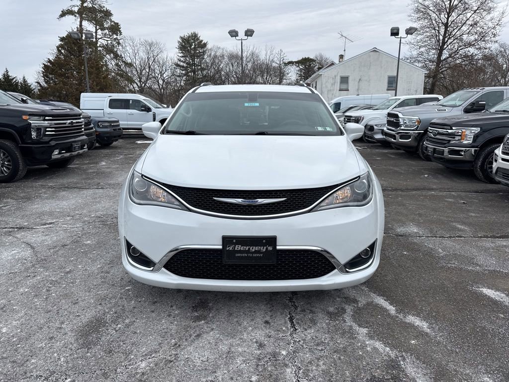 Used 2019 Chrysler Pacifica Touring-L Plus w/ Tire & Wheel Group image 7