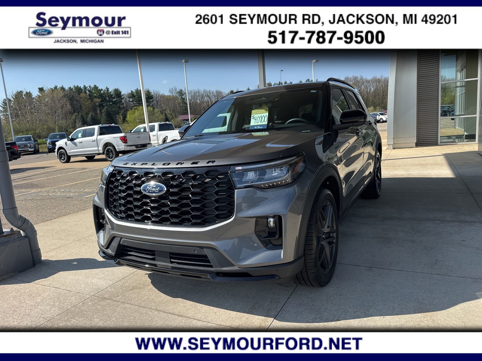 Certified 2025 Ford Explorer ST-Line w/ Premium Package image 9