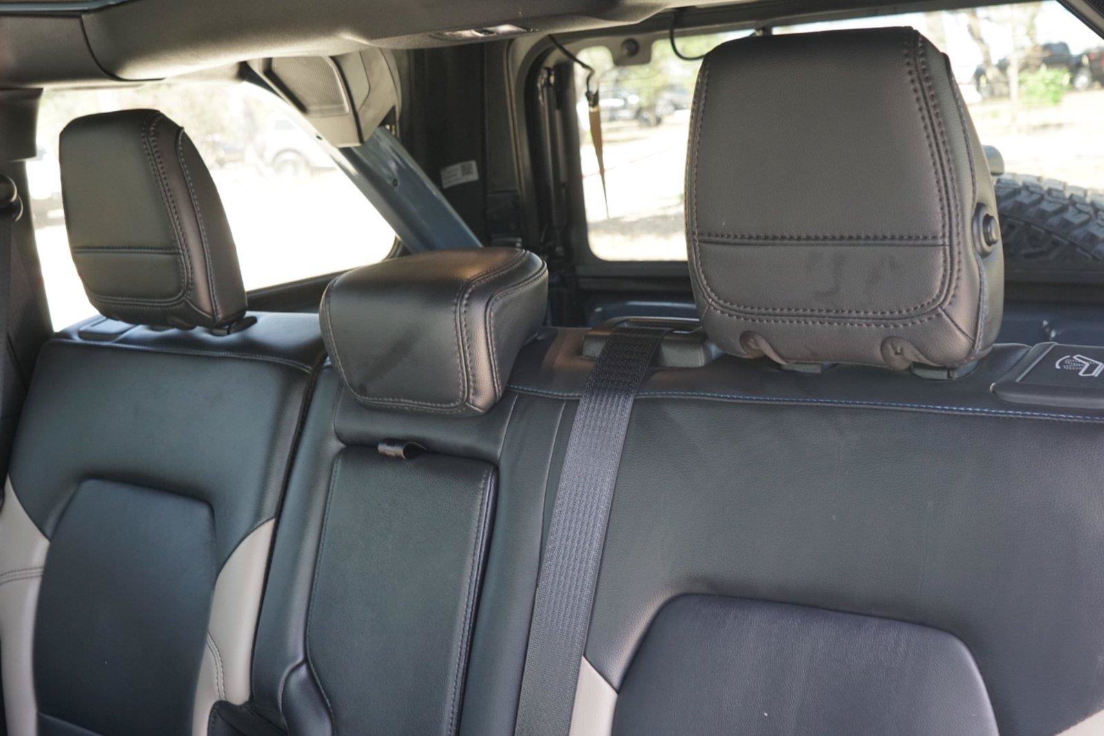 Certified 2024 Ford Bronco Wildtrak AWD/4WD image 24