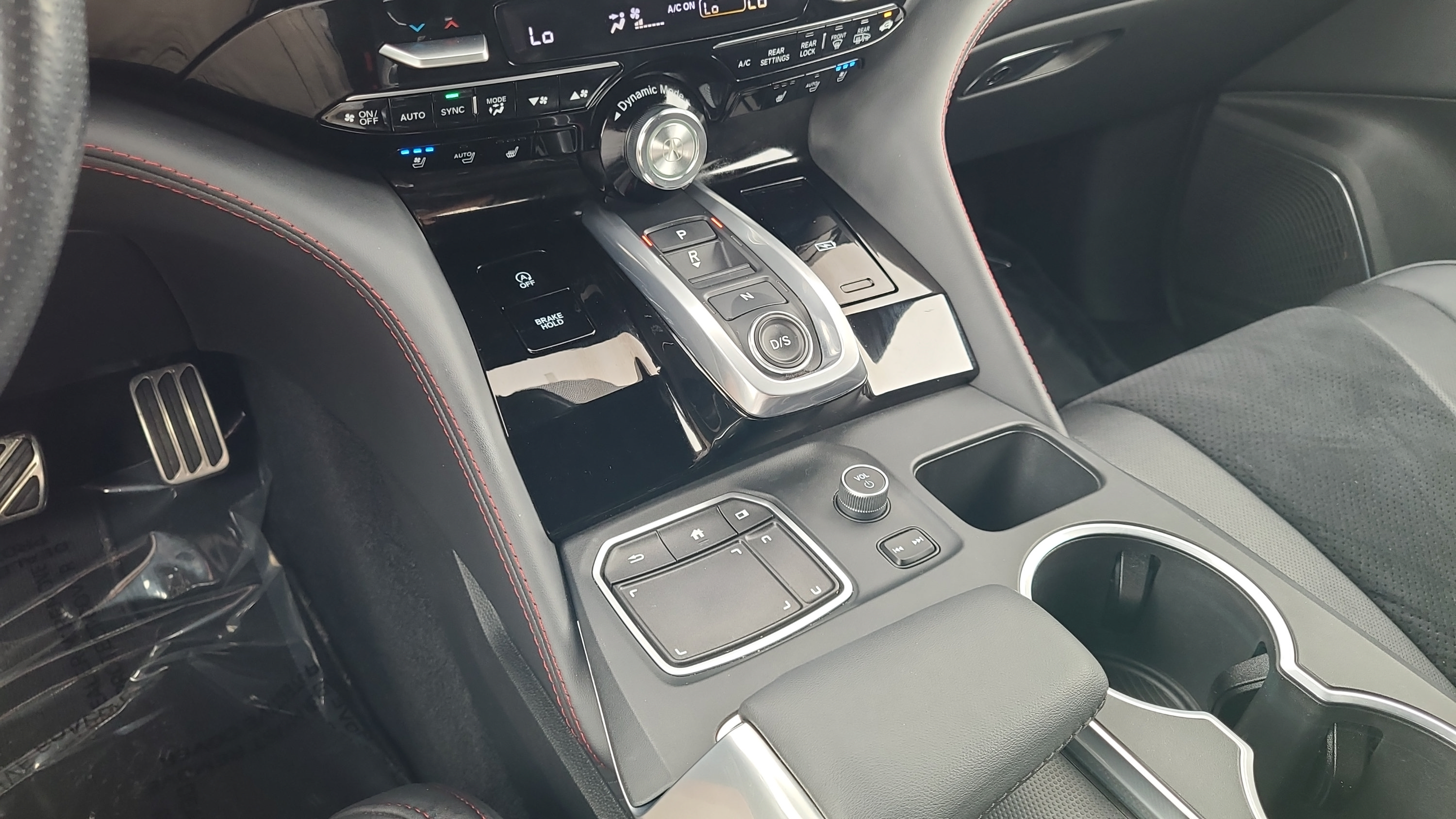 Used 2023 Acura MDX A-Spec AWD/4WD image 25