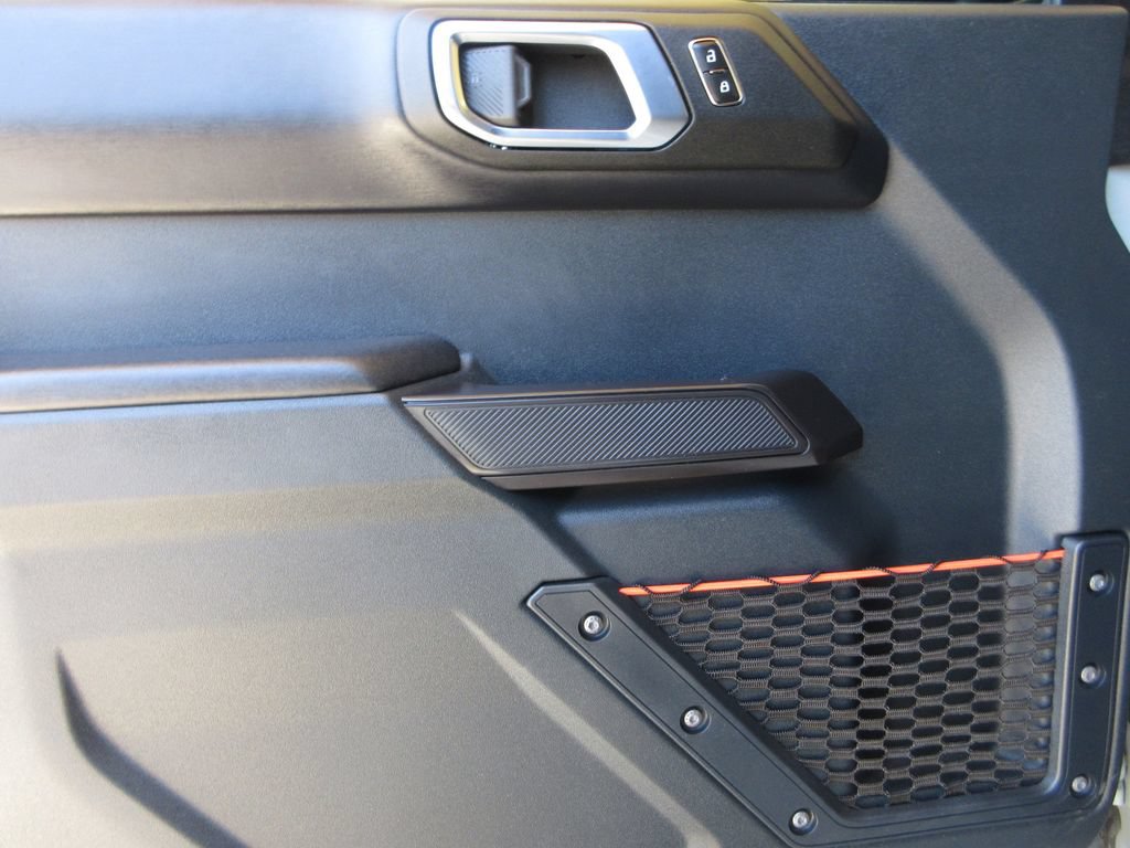 Certified 2024 Ford Bronco Raptor w/ Interior Carbon Fiber Pack 6 AWD/4WD image 9