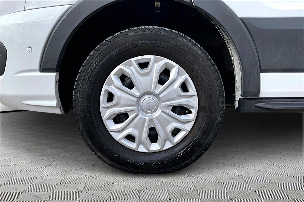 Certified 2023 Ford Transit 350 XLT image 9
